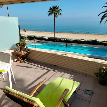 Un Paraiso ,en Primerisima Linea De Playa